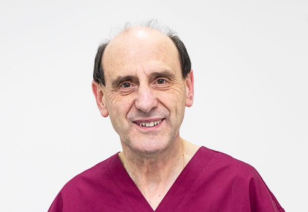 Dr. Juan Munzenmayer